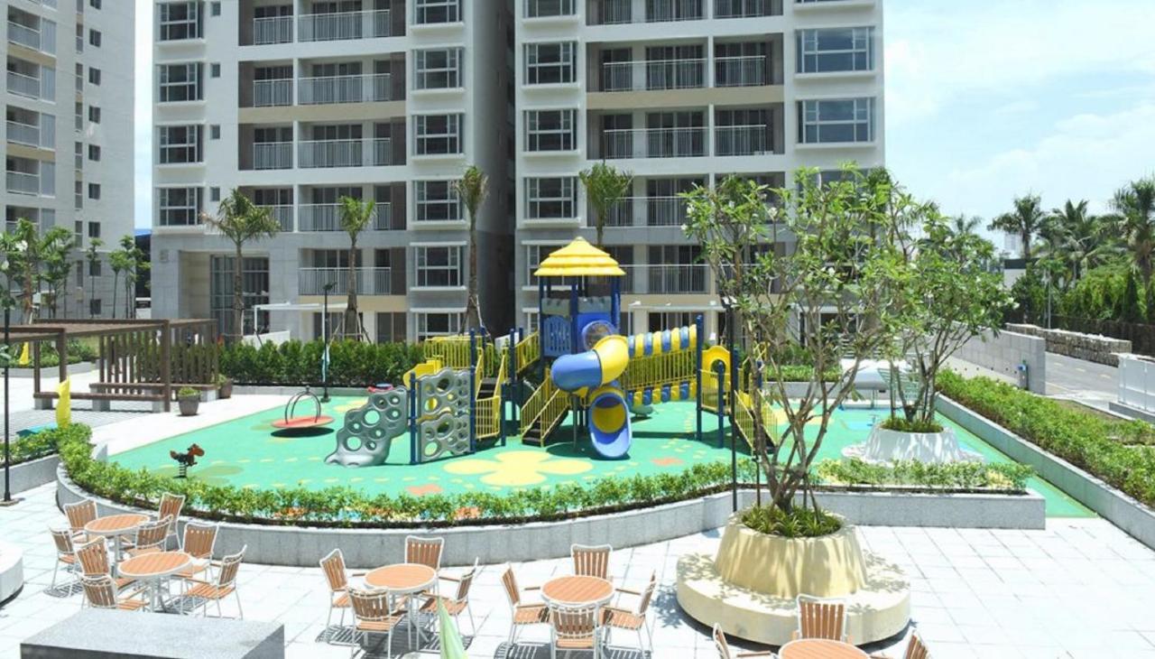 Apartments At Scenic Valley Ho Chi Minh City Exterior photo